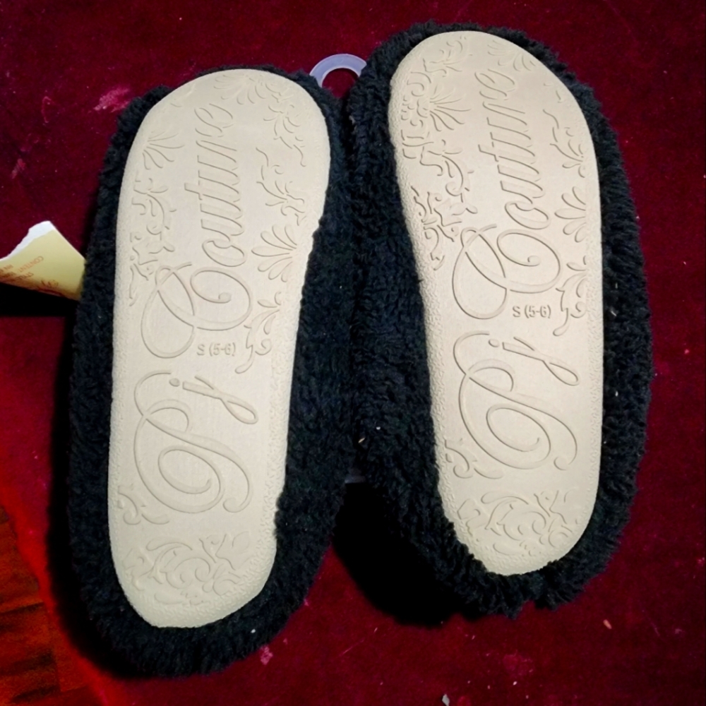 Women's PJ Couture Black Slippers - Picture 4 of 5